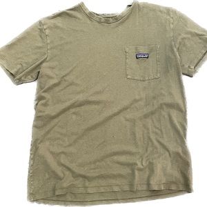 Men’s Large Patagonia short sleeve tee shirt